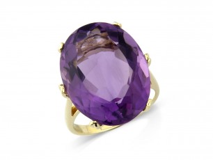 9ct Yellow Gold Oval Cut Amethyst Ring