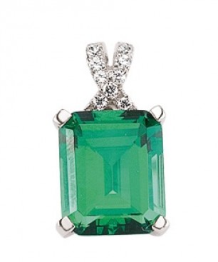 Vintage Style Emerald Pendant
